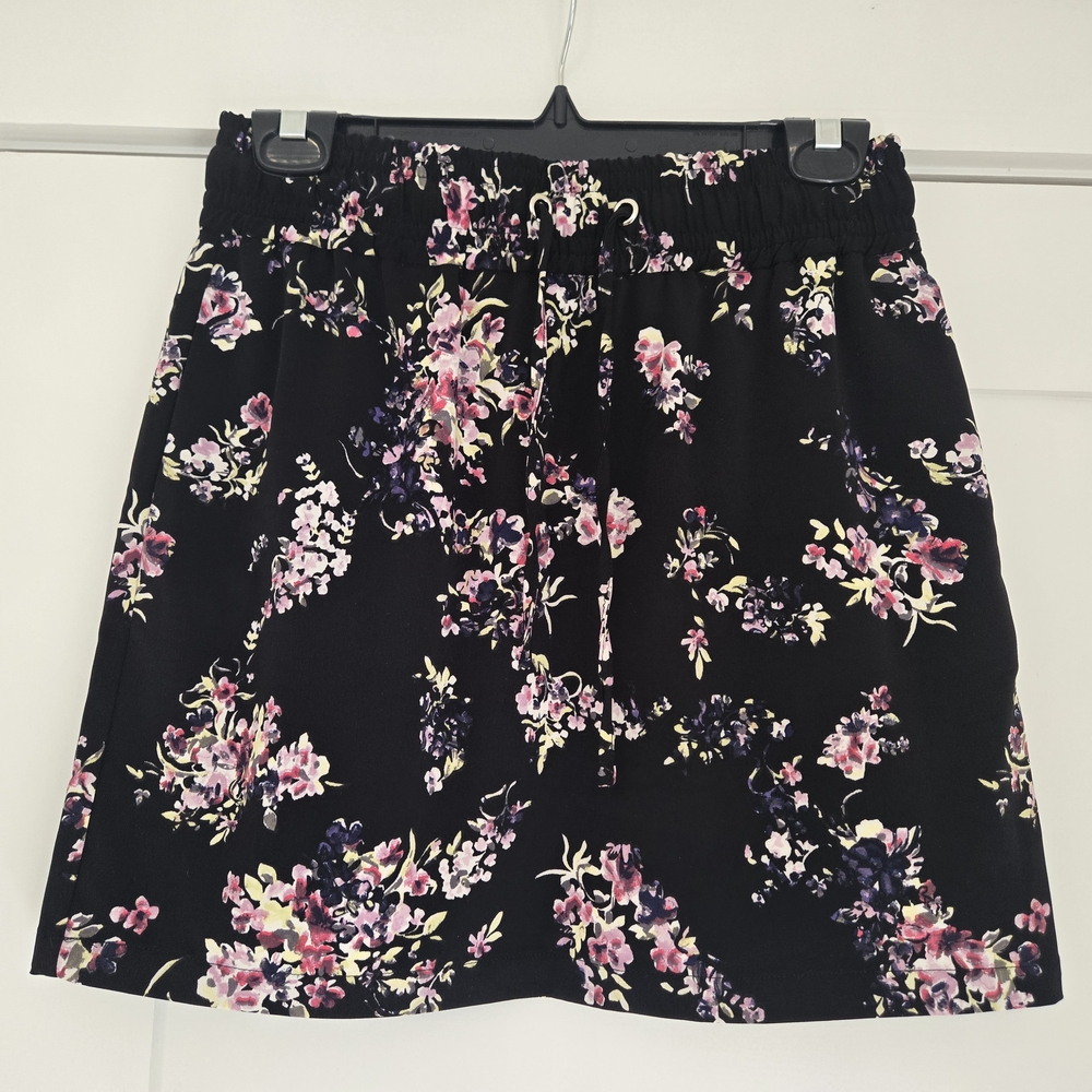 Dynamite Smocked Black and Pink Mini Skirt